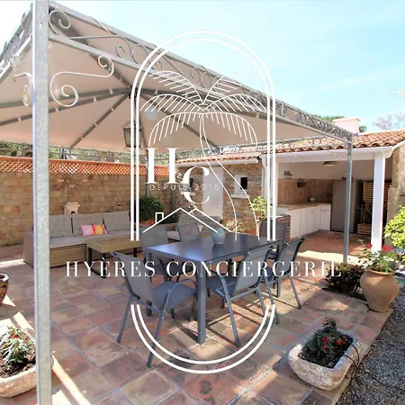 Les Salins Rez De Jardin Clim Wifi Parking By Hc * Hyeres
